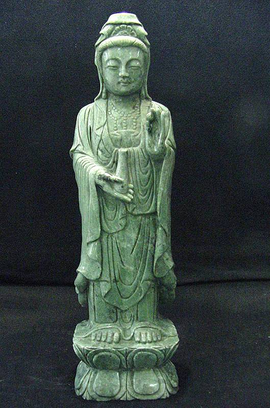 kwan yin statue